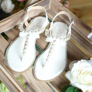 White Flat Sandals for Women T Strap Pearls Beach Wedding Shoes